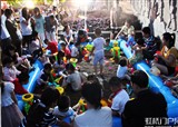 ���ŵ��³����ϵĶ�ͯ��԰(������816)