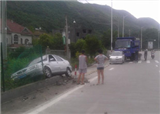 �����վ��ʯ·�ϵĽ�ͨ�¹�(������1426)