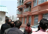 ���ź��·������¥�ˣ�����ʮ����(������182)