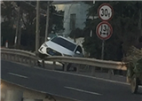 �彭һ���ӷ��ϻ���(������48)