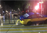 �賿����ʱ���㳡����������һ���⳵���ϸ���׮(������819)